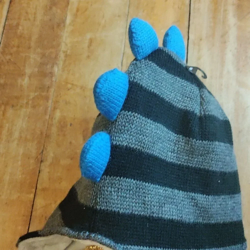 Cozy Cabin Kids Beanie Black Blue Stripe Winter Hat Dinosaur New Youth
